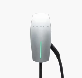 Tesla Gen 3 EU stotelė. Komplektuojama kartu su 7,3 metro ilgio įkrovimo kabeliu