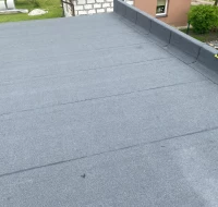 Plokščių stogų dengimas bitumine danga