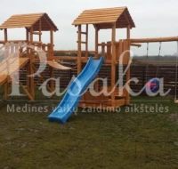 Medinė vaikų žaidimų aikštelė RAGANOSIS