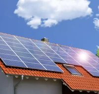 Saulės elektrinių įrengimas namams ir verslui