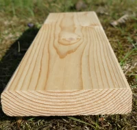 Maumedžio terasinės lentos (Lygios ar rifliuotos) dailylentės, tašai